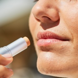 ISDIN Lippenschutz SPF 30 HV Überempfindliche Lippen 4g