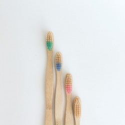 BANBU Spazzolino da denti in bambù verde medio