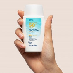 SENSILIS Water Fluid SPF50+ Anti-Aging Photoprotective Fluid with Color 40ml