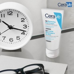 CERAVE Crème Rénovatrice pour les Pieds à l'Acide Salicylique 85G améliore la peau abîmée