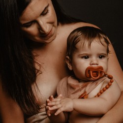 Chupeta SUAVINEX totalmente em silicone SX Pro fisiológica 6 a 18 meses (cor azulejo)