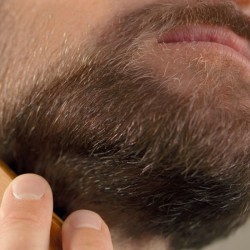 JUST FOR MEN Moustache et Barbe Couleur Marron Foncé M-35 (15ml)