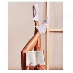 IROHA NATURE Reparierende Sockenmaske mit Pfirsich und Sheabutter 2 Einheiten