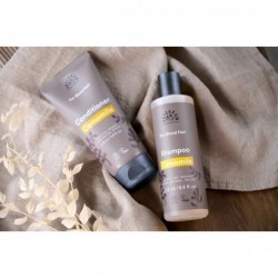 Urtekram Shampoo alla Camomilla per Capelli Chiari 500ml