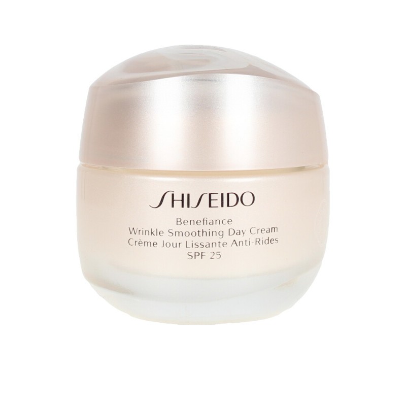 Shiseido Benefiance Faltenglättende Tagescreme Spf25 50 ml