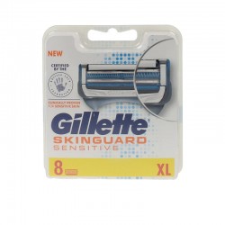 Gillette Skinguard Sensitive Caricabatterie 8 ricariche