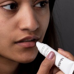 Medik8 Mutiny Lip Balm 15 ml based on squalane