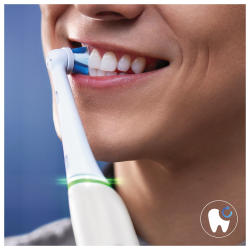 Oral-B iO Ultimate Clean Brush Replacements 4 units