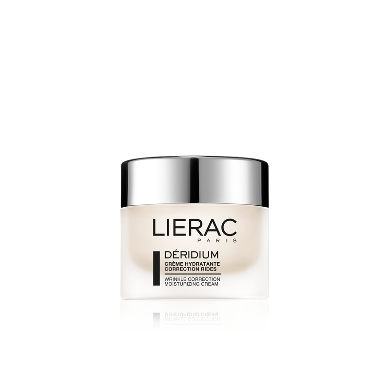 Die Feuchtigkeitscreme 50 ml von Lierac Déridium hilft, Fältchen zu verbergen.